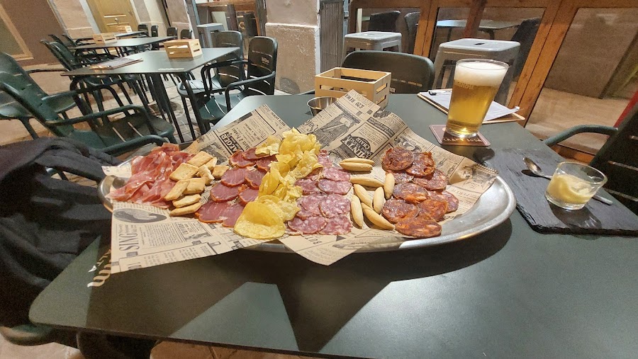 Sabaters Vinos y Tapas | Restaurante Valencia El Carmen